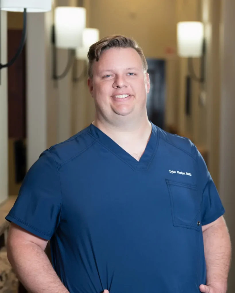 Dr. Tyler Phelps